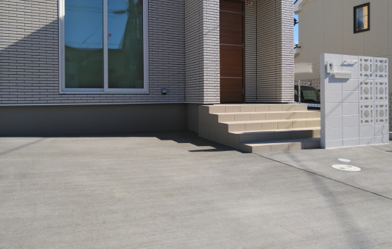 ガレージ土間コンクリート施工