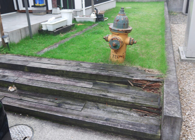 駐車場拡張工事　施工前 テラス